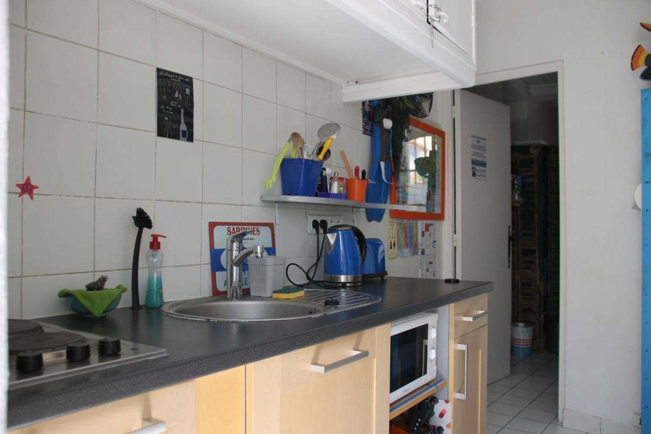 カシ Au Petit Chez Soiホステル エクステリア 写真